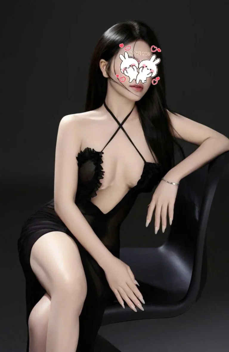 GÁI TEEN MOON XINH_BODY GỢI CẢM XINH TỰA THIÊN THẦN_ RẤT NÊN CHECK